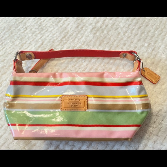 Coach Handbags - COACH leatherwear EST.1941